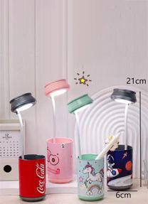 Lámpara de mesa pequeña de latas